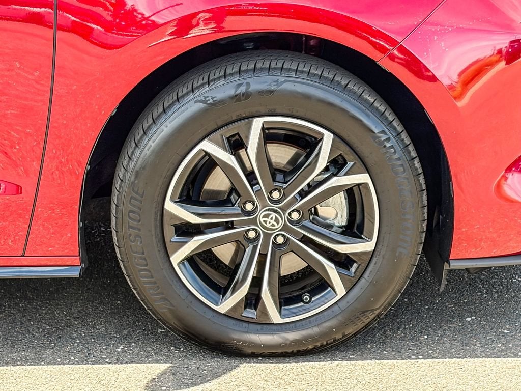 2025 Toyota Sienna Platinum