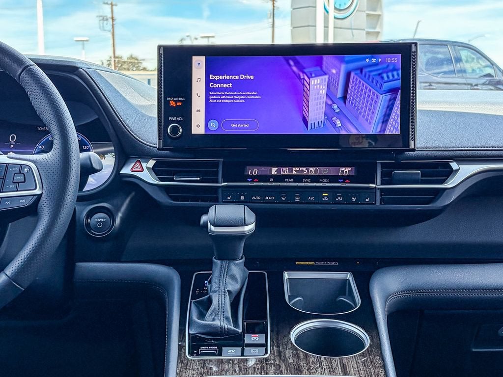 2025 Toyota Sienna Platinum