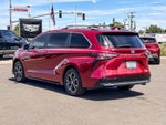2025 Toyota Sienna Platinum
