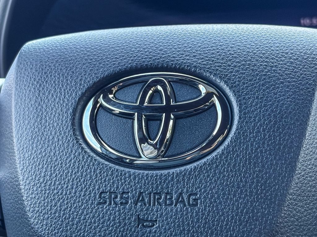 2025 Toyota Sienna Platinum