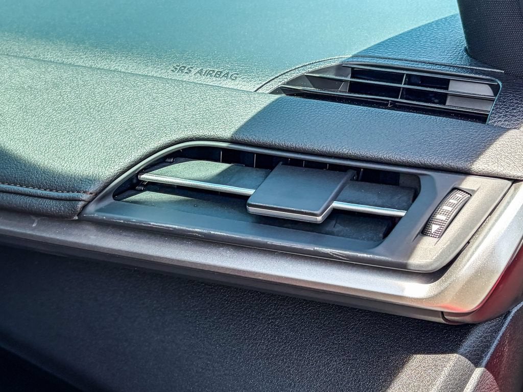 2025 Toyota Sienna Platinum