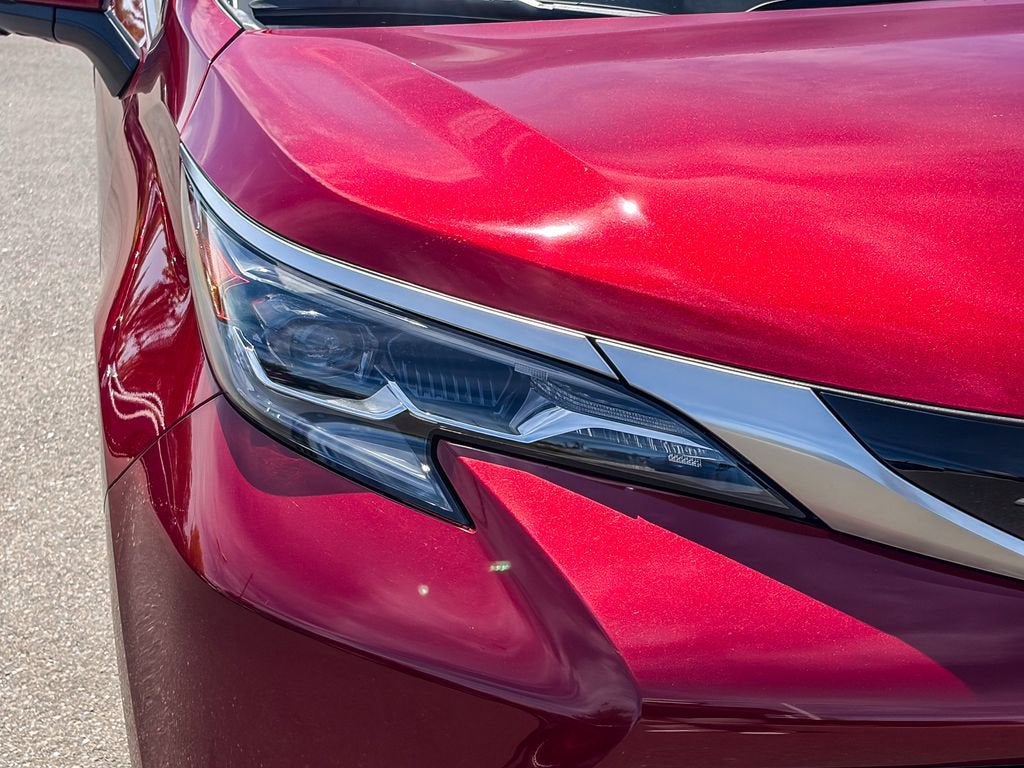 2025 Toyota Sienna Platinum
