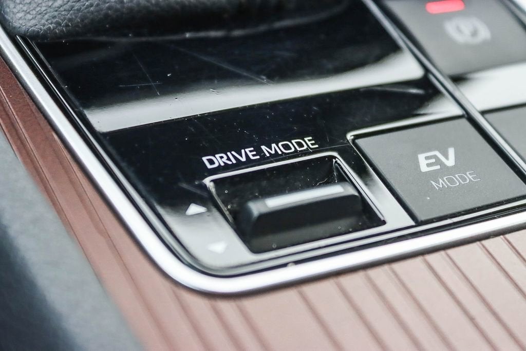 2023 Toyota Sienna LE