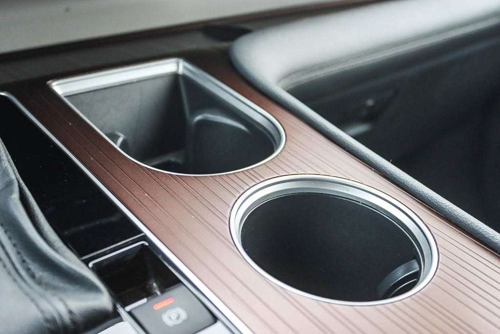 2023 Toyota Sienna LE