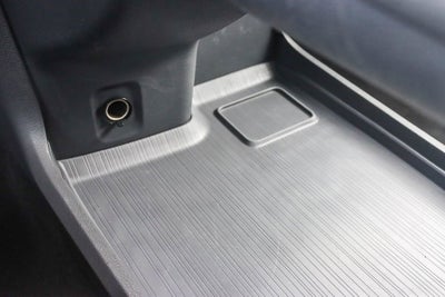 2023 Toyota Sienna LE