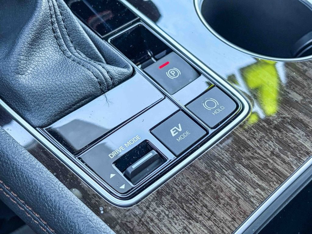 2025 Toyota Sienna Limited