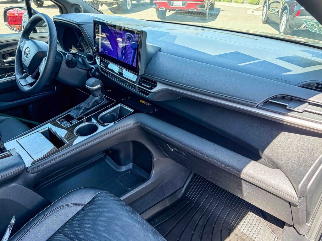 2025 Toyota Sienna Limited