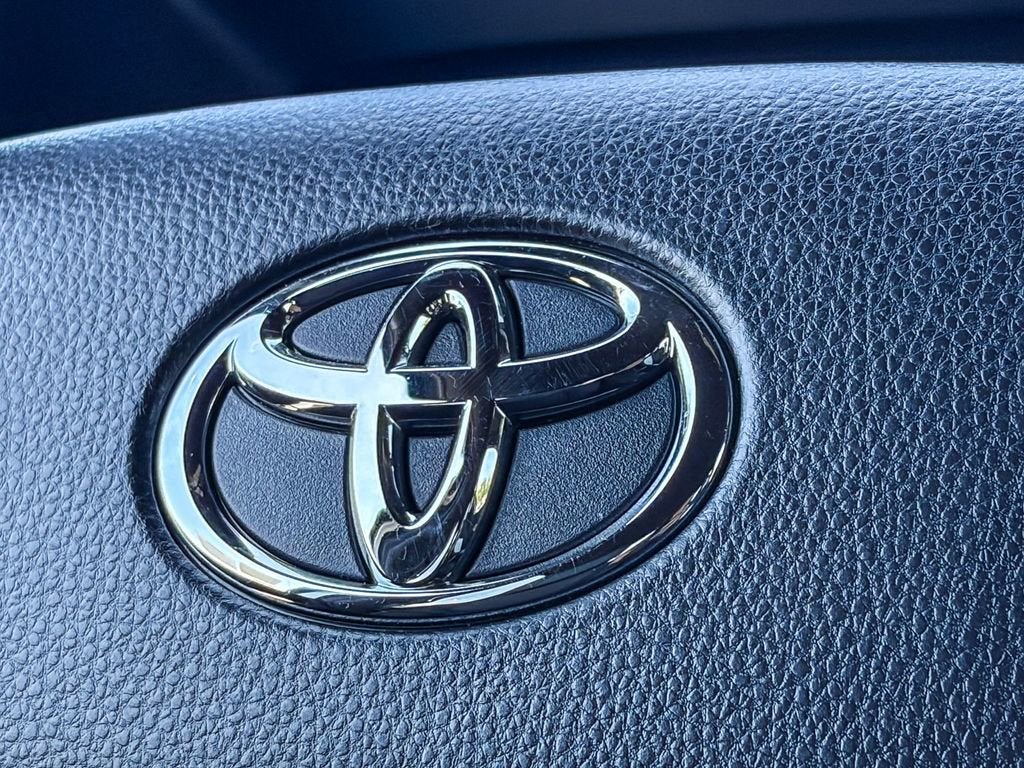 2025 Toyota Tundra 4WD SR5