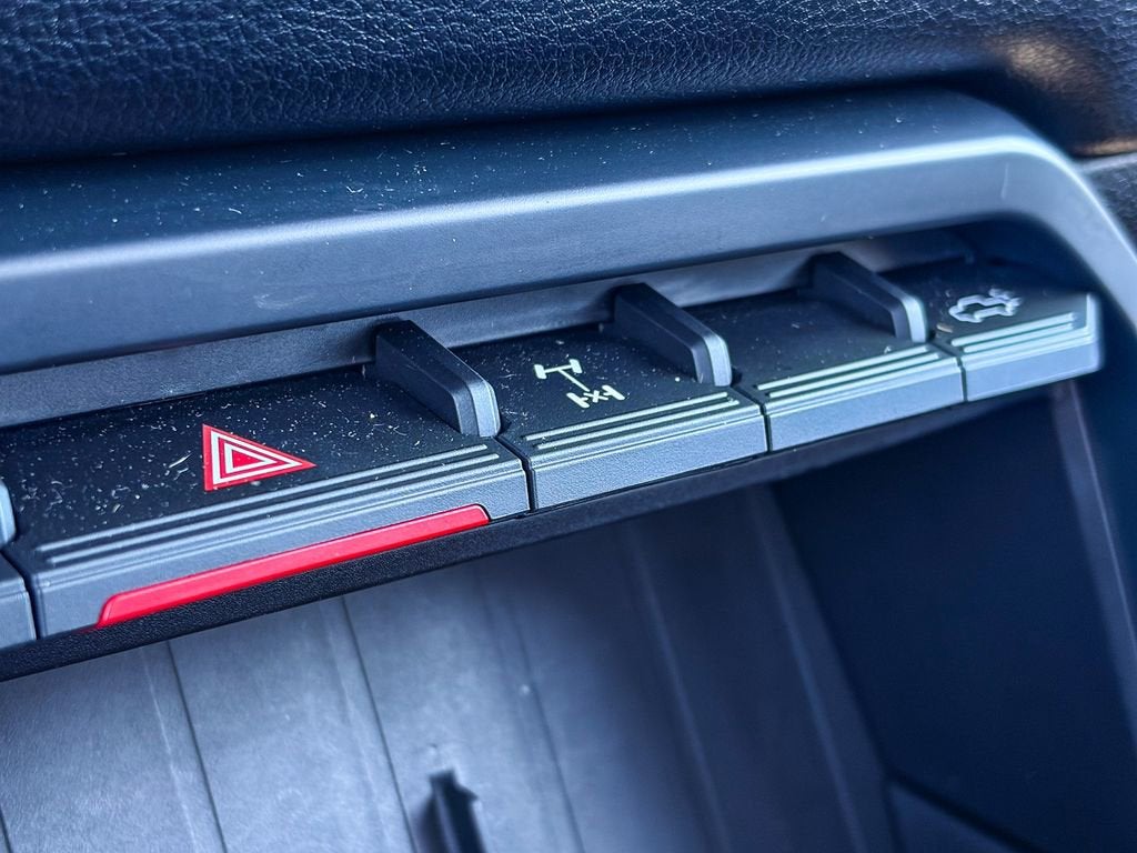 2025 Toyota Tundra 4WD SR5