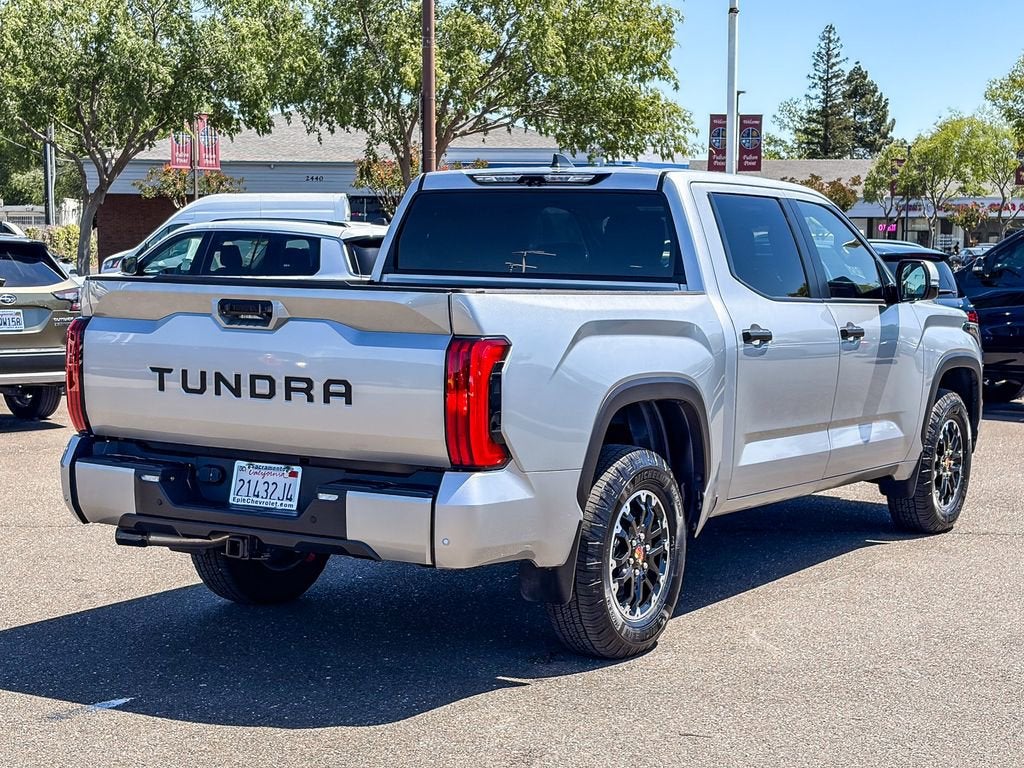2025 Toyota Tundra 4WD SR5