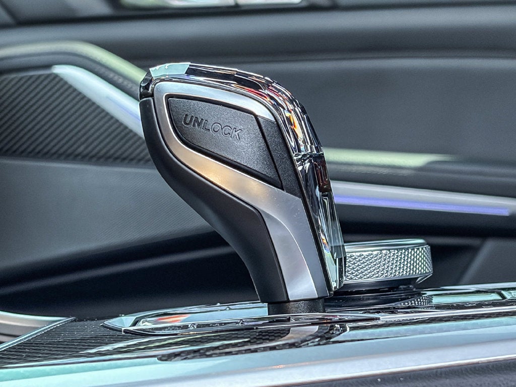 2023 BMW X5 M50i