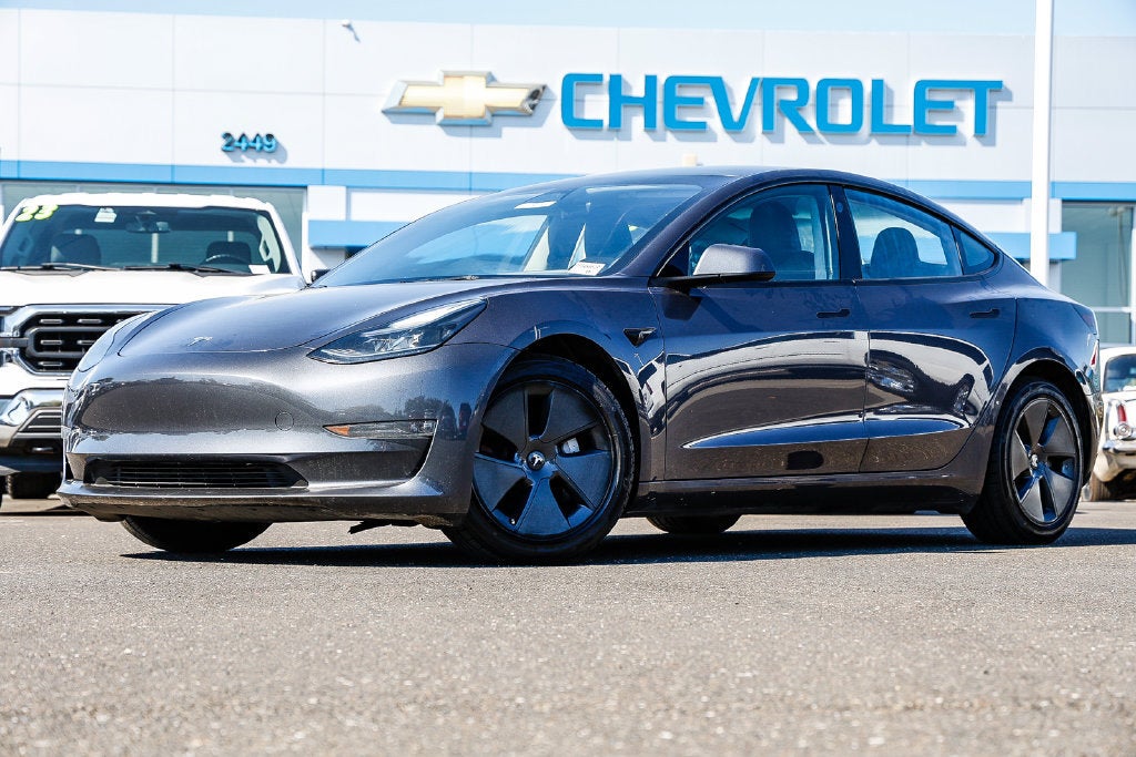 2023 Tesla Model 3 RWD