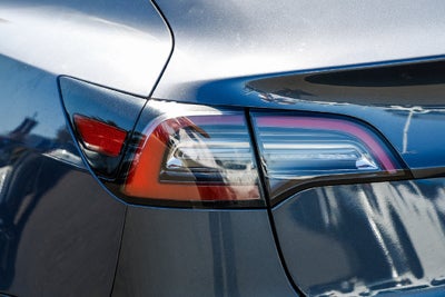 2023 Tesla Model 3 RWD