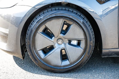 2023 Tesla Model 3 RWD
