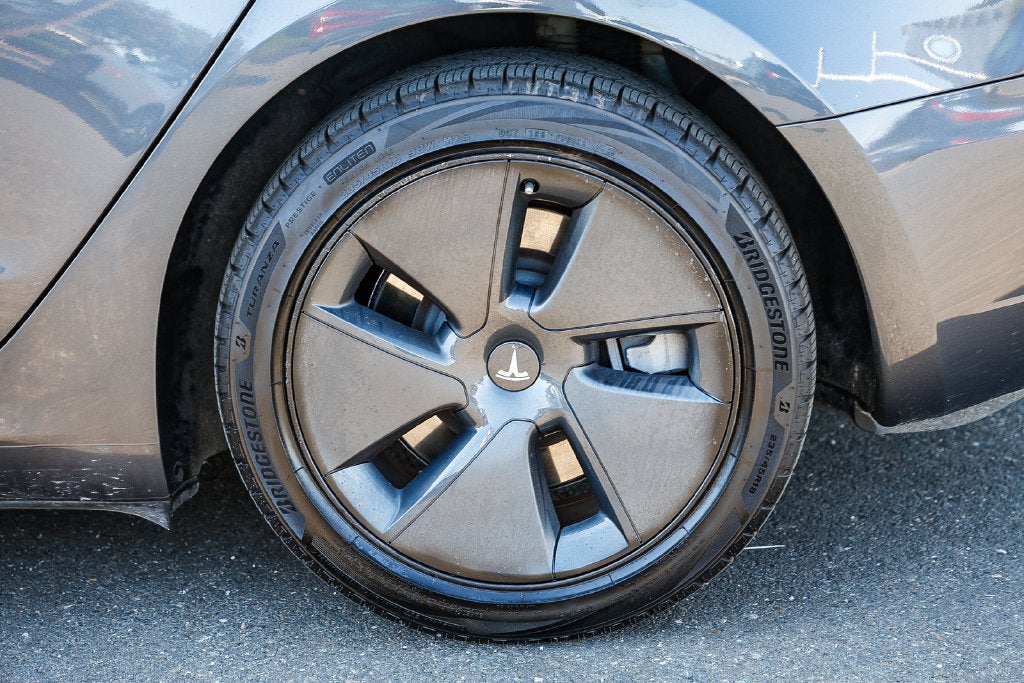 2023 Tesla Model 3 RWD