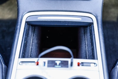 2023 Tesla Model 3 RWD