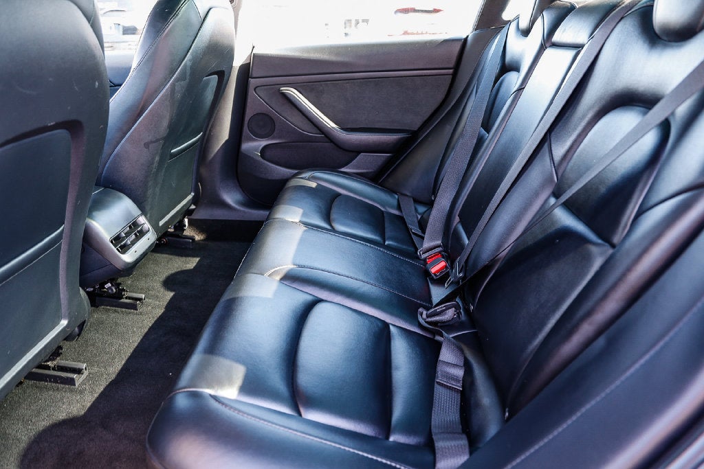 2023 Tesla Model 3 RWD