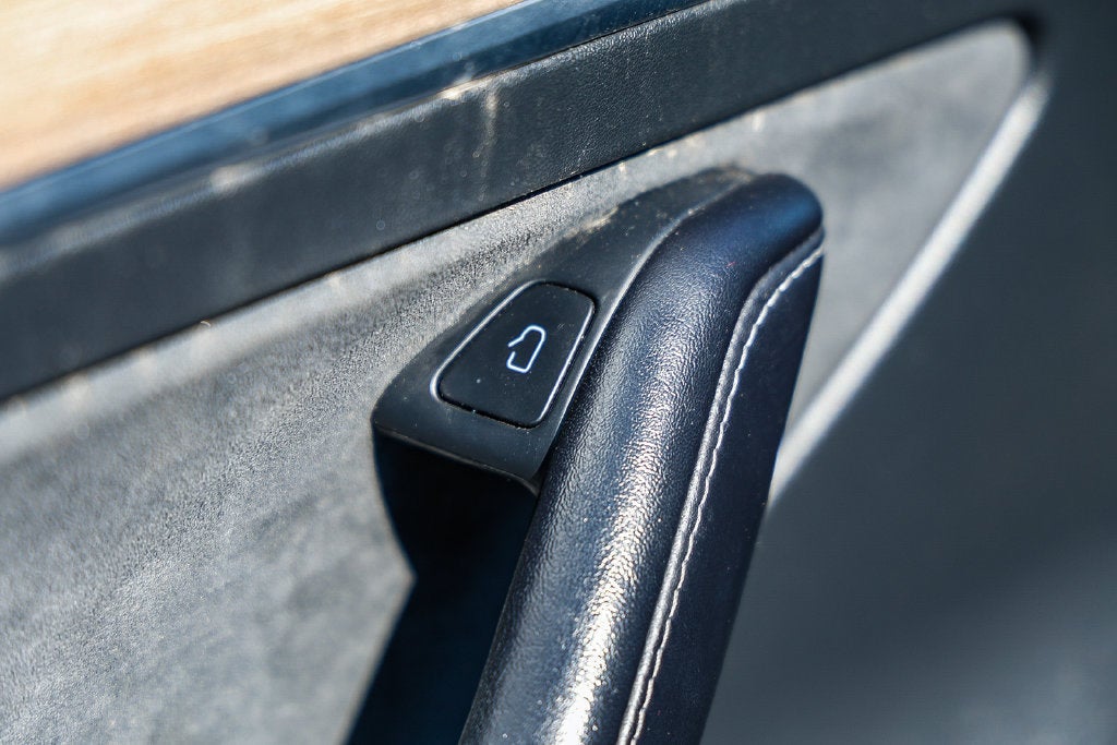 2023 Tesla Model 3 RWD