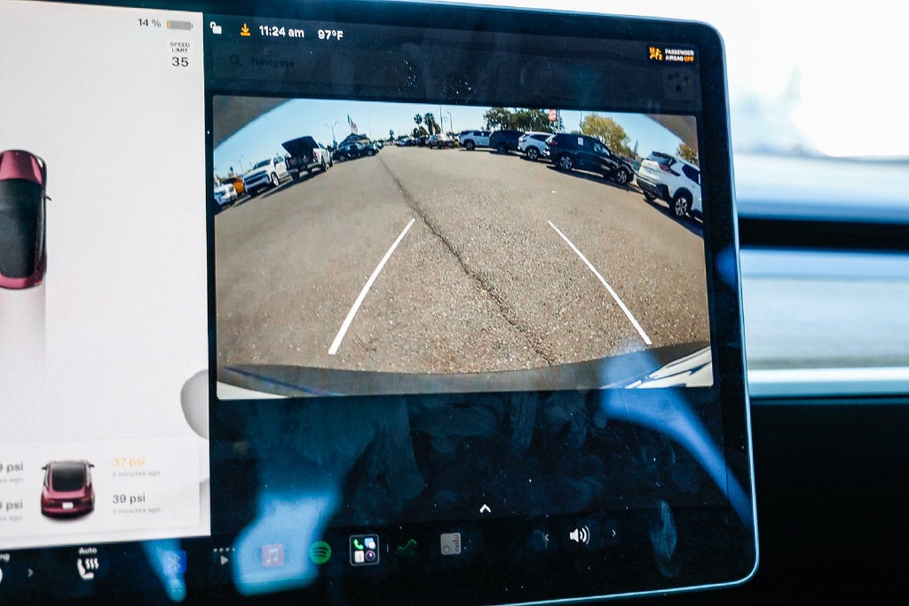 2023 Tesla Model 3 RWD