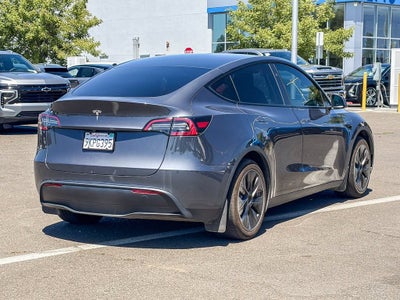 2023 Tesla Model Y RWD
