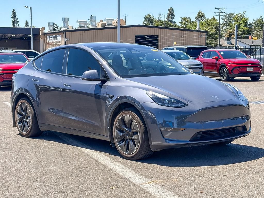 2023 Tesla Model Y RWD