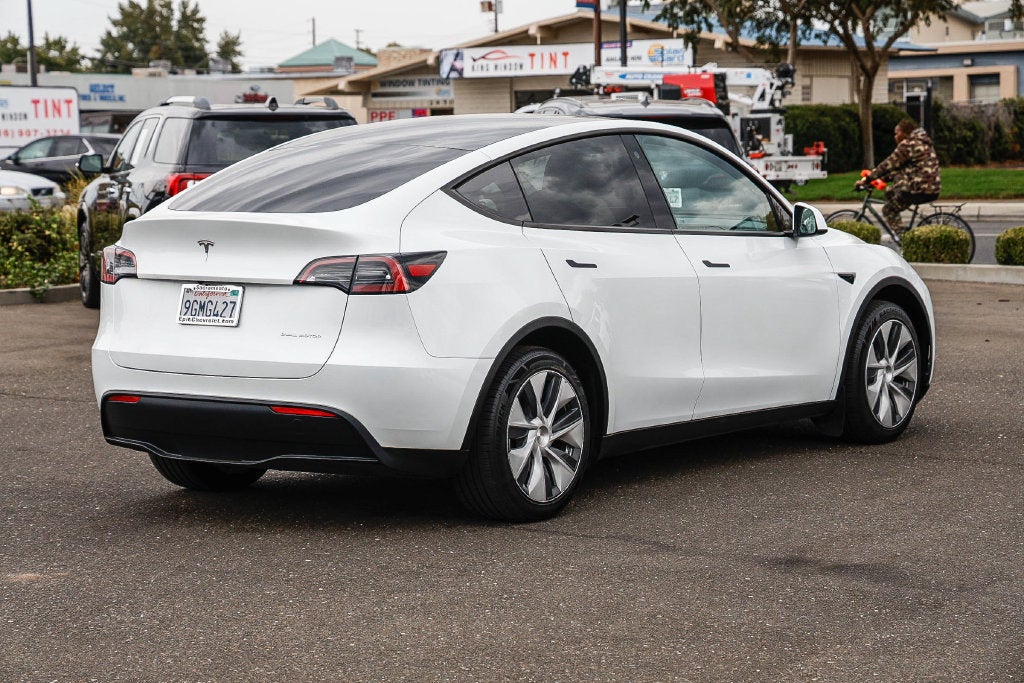 2023 Tesla Model Y Long Range