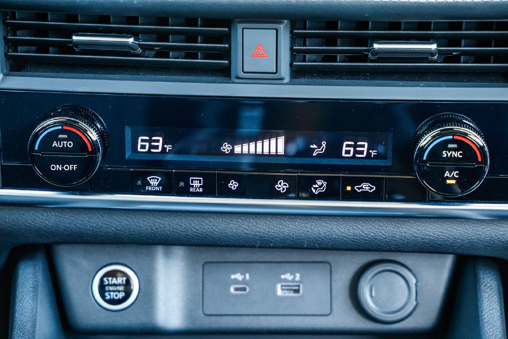 2023 Nissan Rogue SV FWD