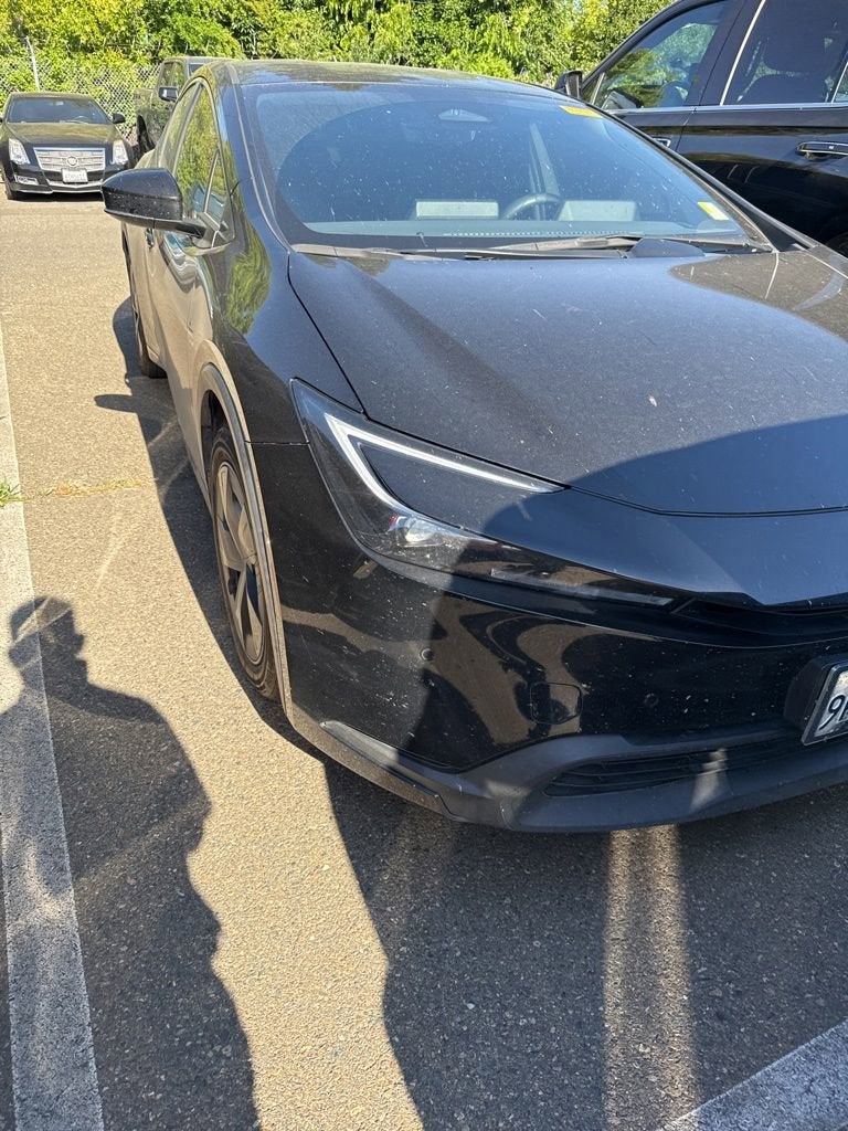 2023 Toyota Prius LE