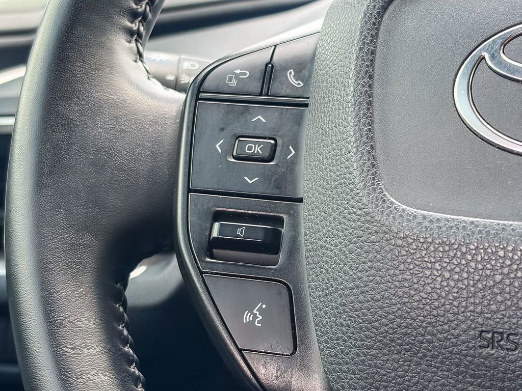 2023 Toyota Prius LE