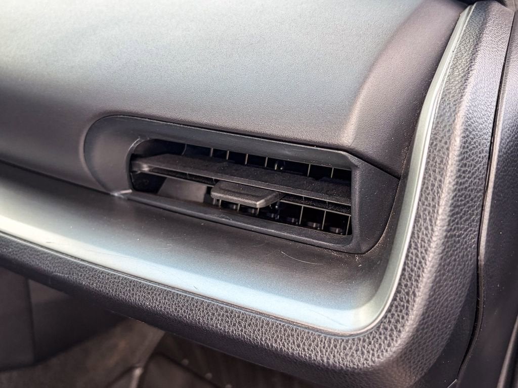 2023 Toyota Prius LE