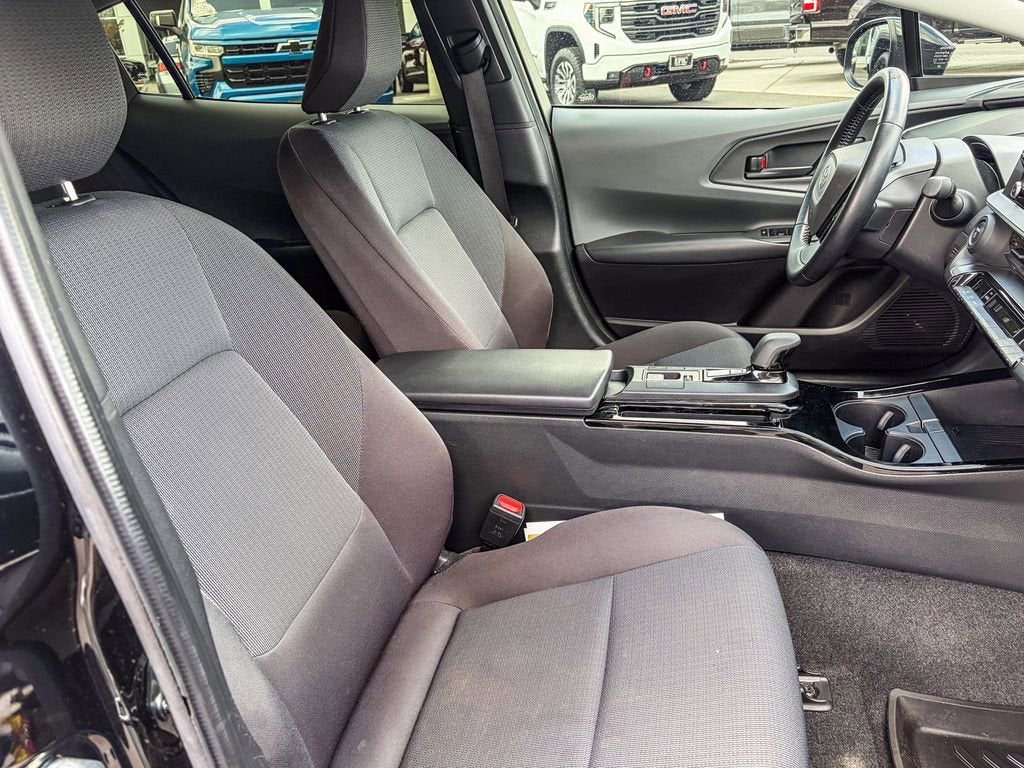 2023 Toyota Prius LE