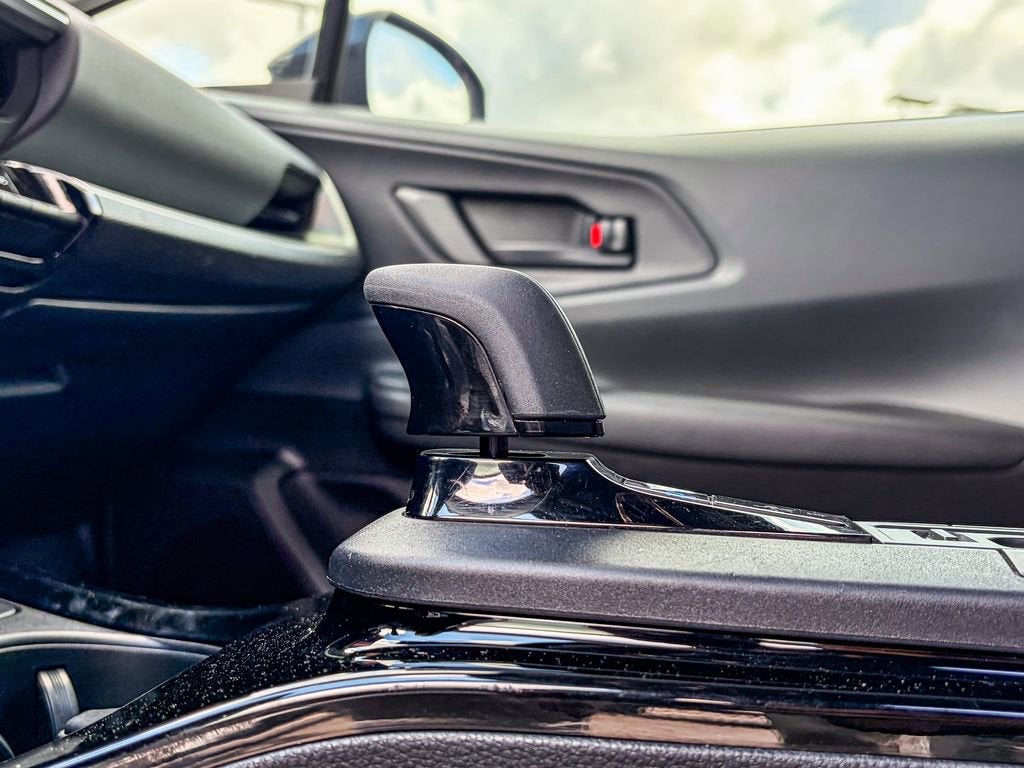 2023 Toyota Prius LE