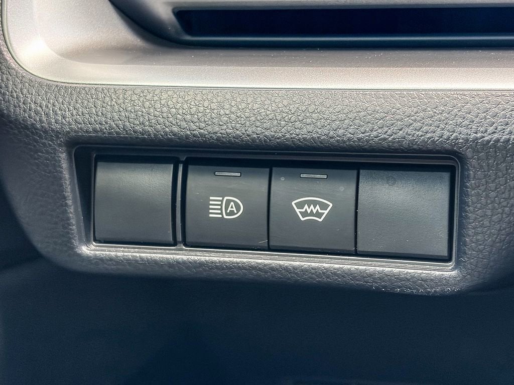 2023 Toyota Prius LE