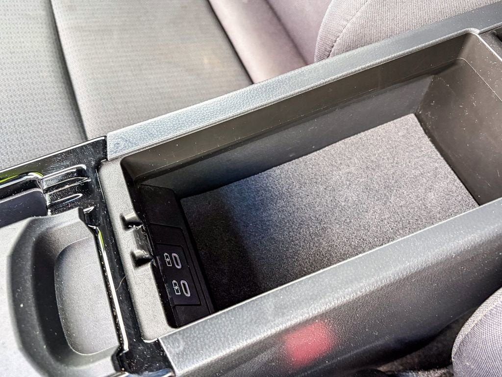 2023 Toyota Prius LE