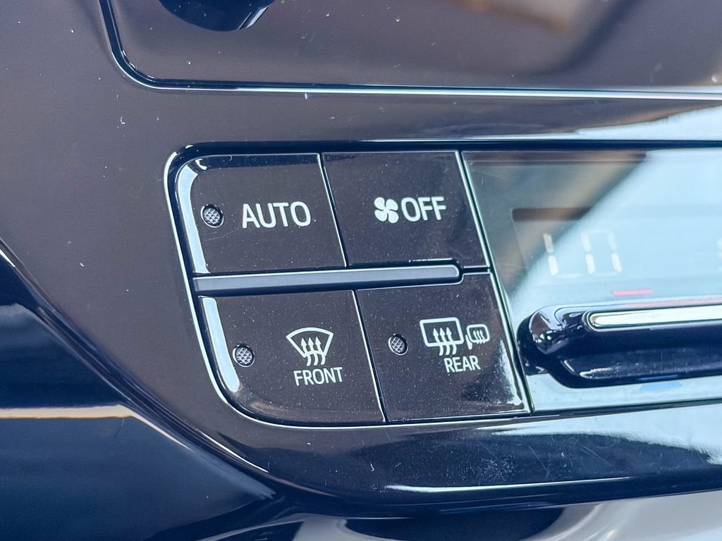 2016 Toyota Prius Two