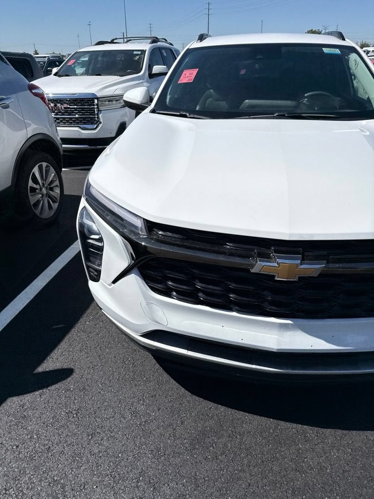 2024 Chevrolet Trax LT