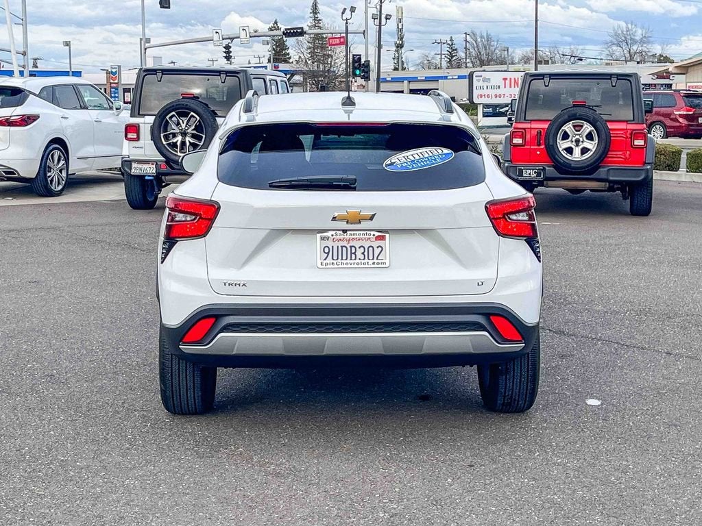 2025 Chevrolet Trax LT