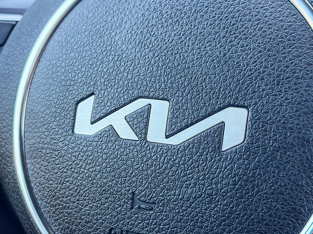 2025 Kia K5 GT