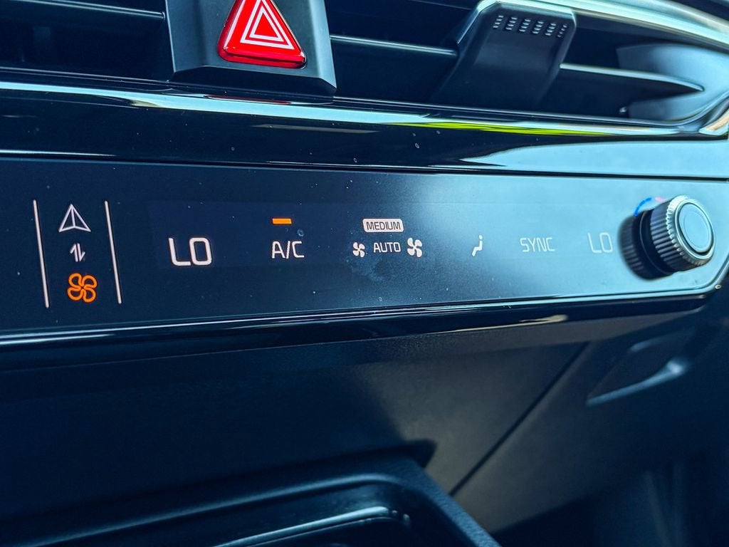2025 Kia K5 GT