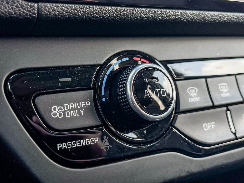 2022 Kia Niro Plug-In Hybrid EX Premium