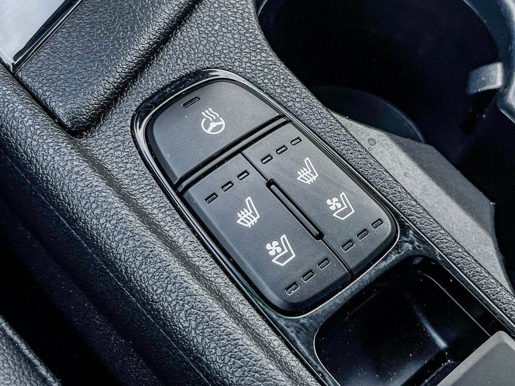 2022 Kia Niro Plug-In Hybrid EX Premium