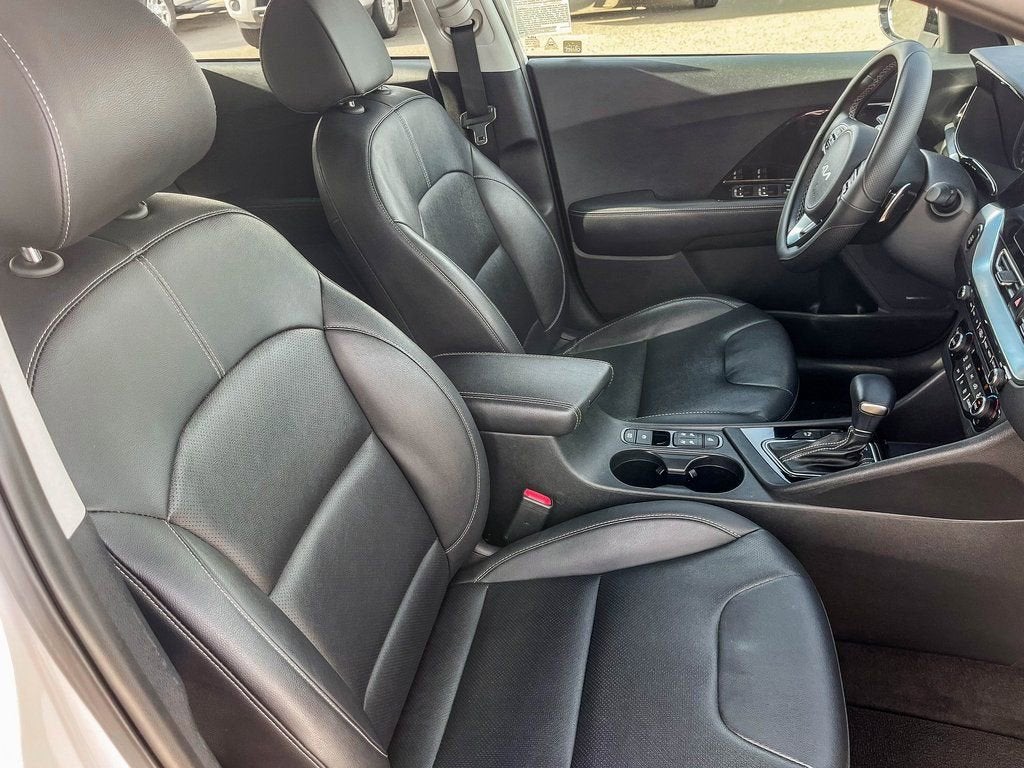 2022 Kia Niro Plug-In Hybrid EX Premium