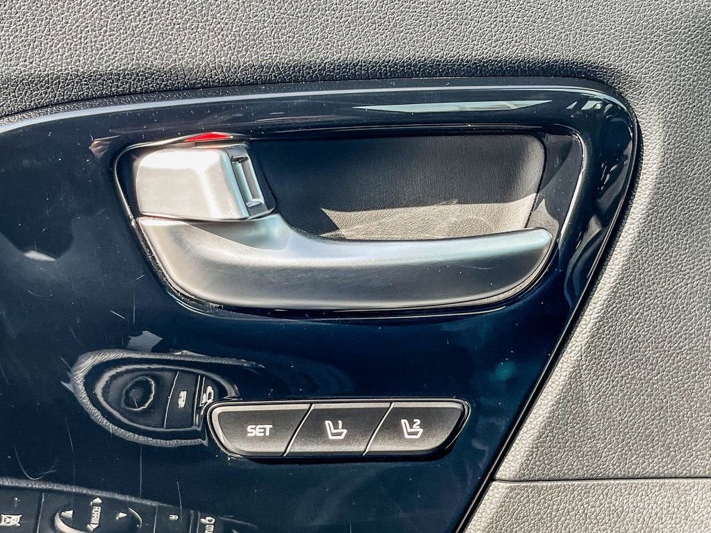 2022 Kia Niro Plug-In Hybrid EX Premium