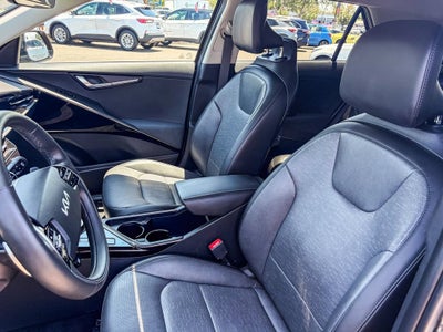 2023 Kia Niro Plug-In Hybrid SX Touring