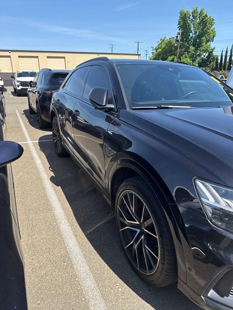 2019 Audi Q8 Premium Plus
