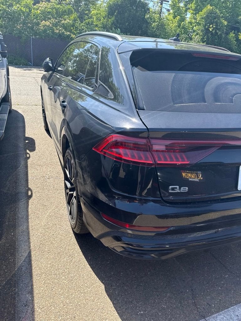 2019 Audi Q8 Premium Plus