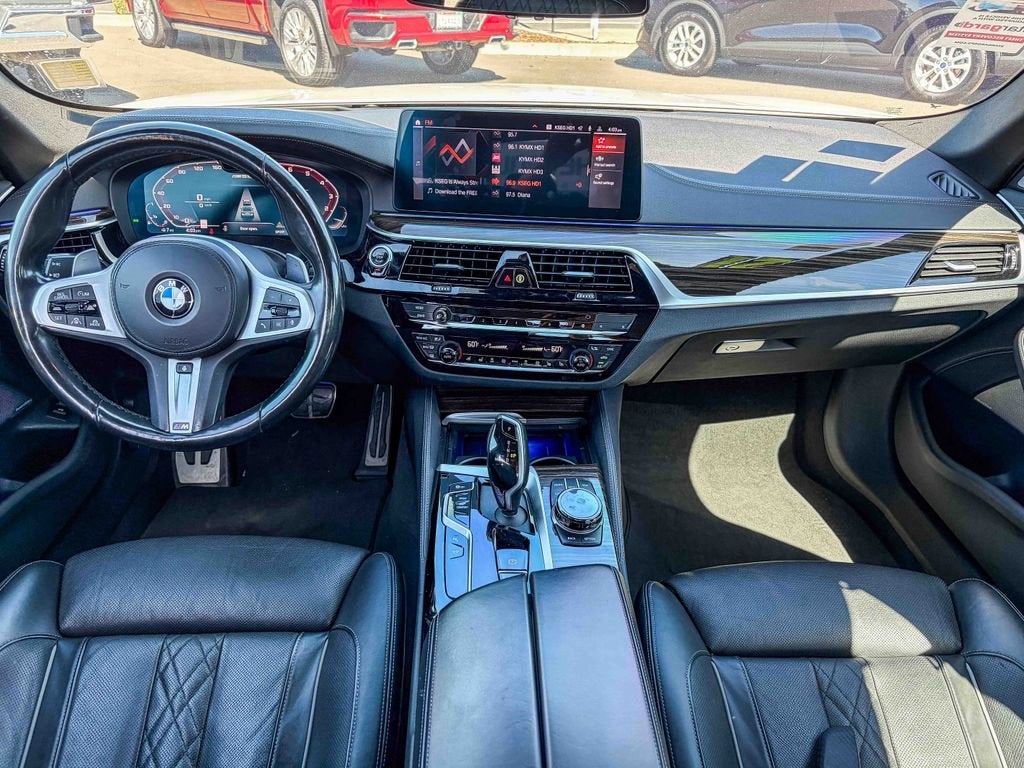 2021 BMW 5 Series M550i xDrive