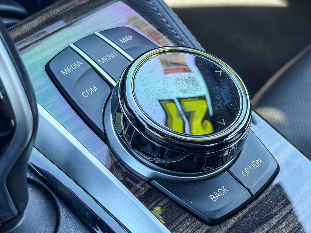 2021 BMW 5 Series M550i xDrive