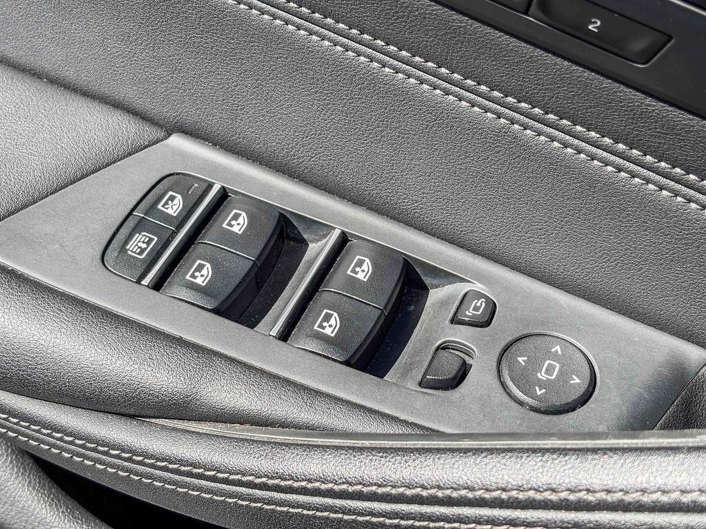 2021 BMW 5 Series M550i xDrive
