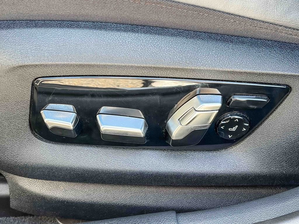 2021 BMW 5 Series M550i xDrive